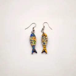 Brincos sardinha Chita